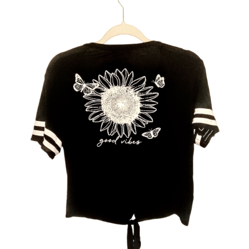 Adorable “Good Vibes” Ragdoll shirt Size XL